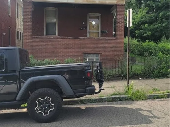 616 Corey Ave, Braddock, PA 15104