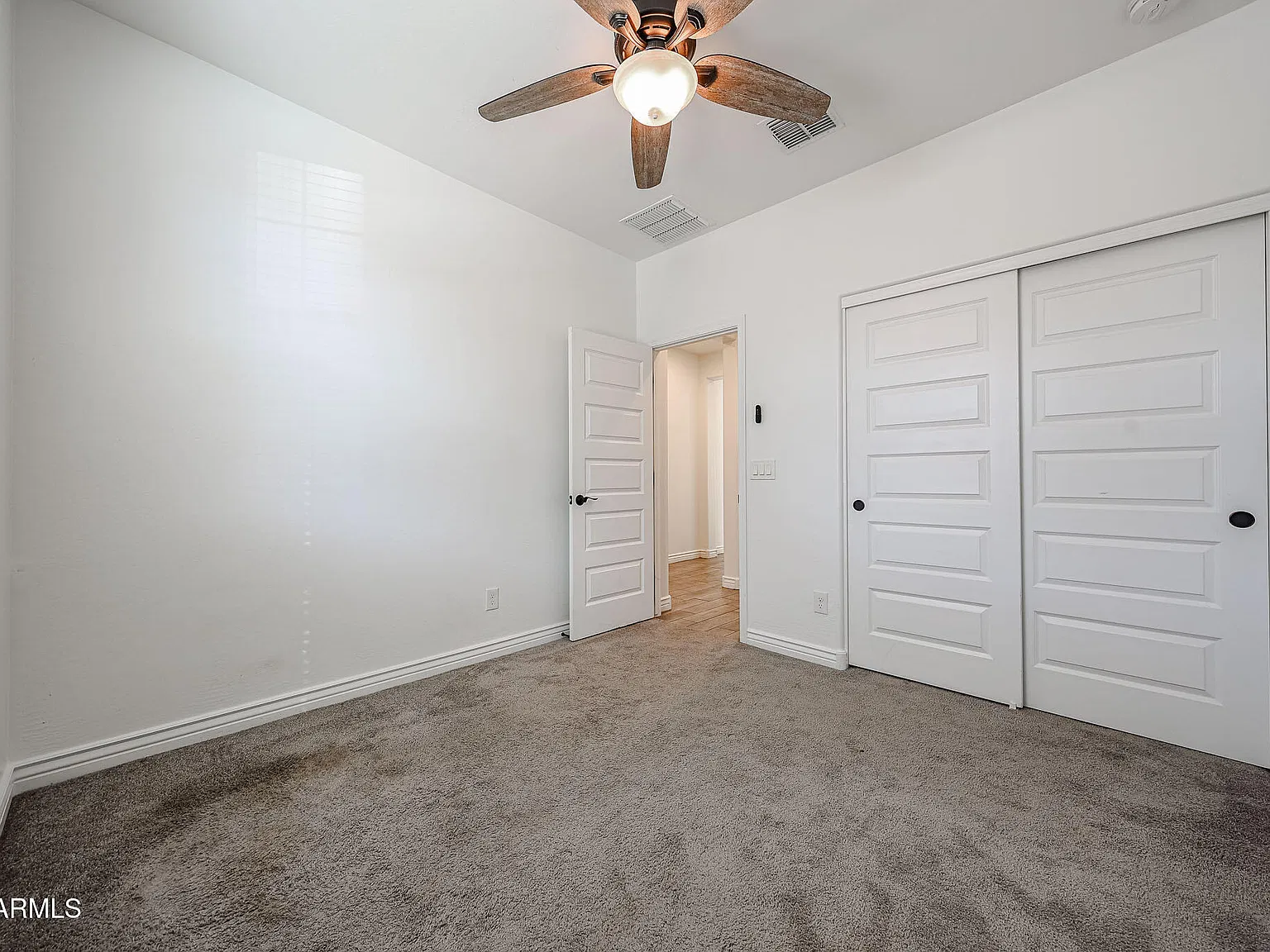 3 bed, 2.0 bath, 1695 sqft, $2,095 — Photo 4