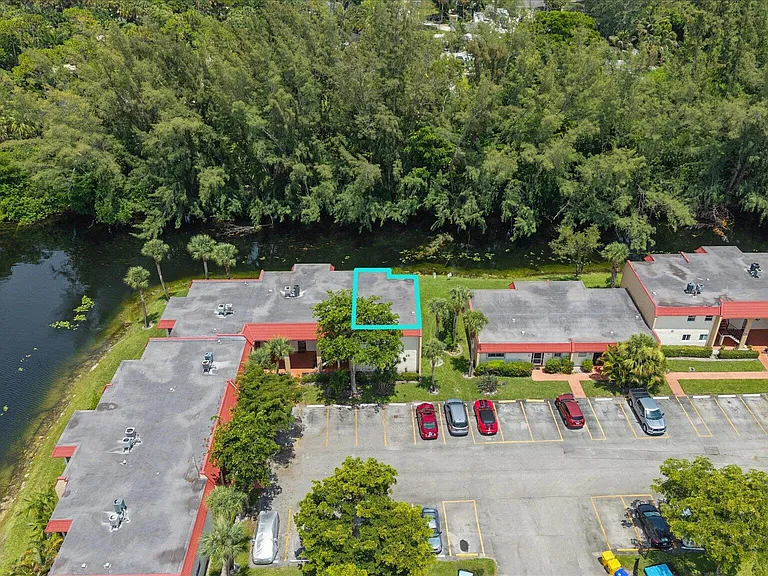 473 Lake Frances Dr — Photo 15