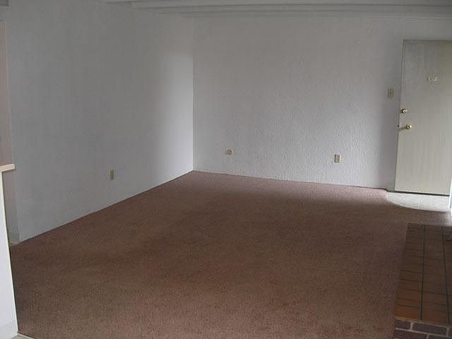 1st image of 1180 Alvarado Dr SE