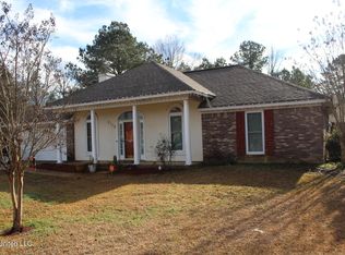 2112 Glennhaven Ct, Byram, MS 39272