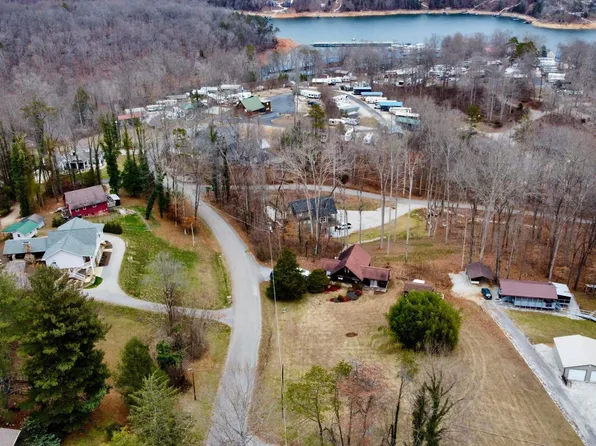 11 Lindsey Mill Cir, Lake City, TN 37769