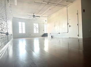 225 N Peters St APT 4, New Orleans, LA 70130