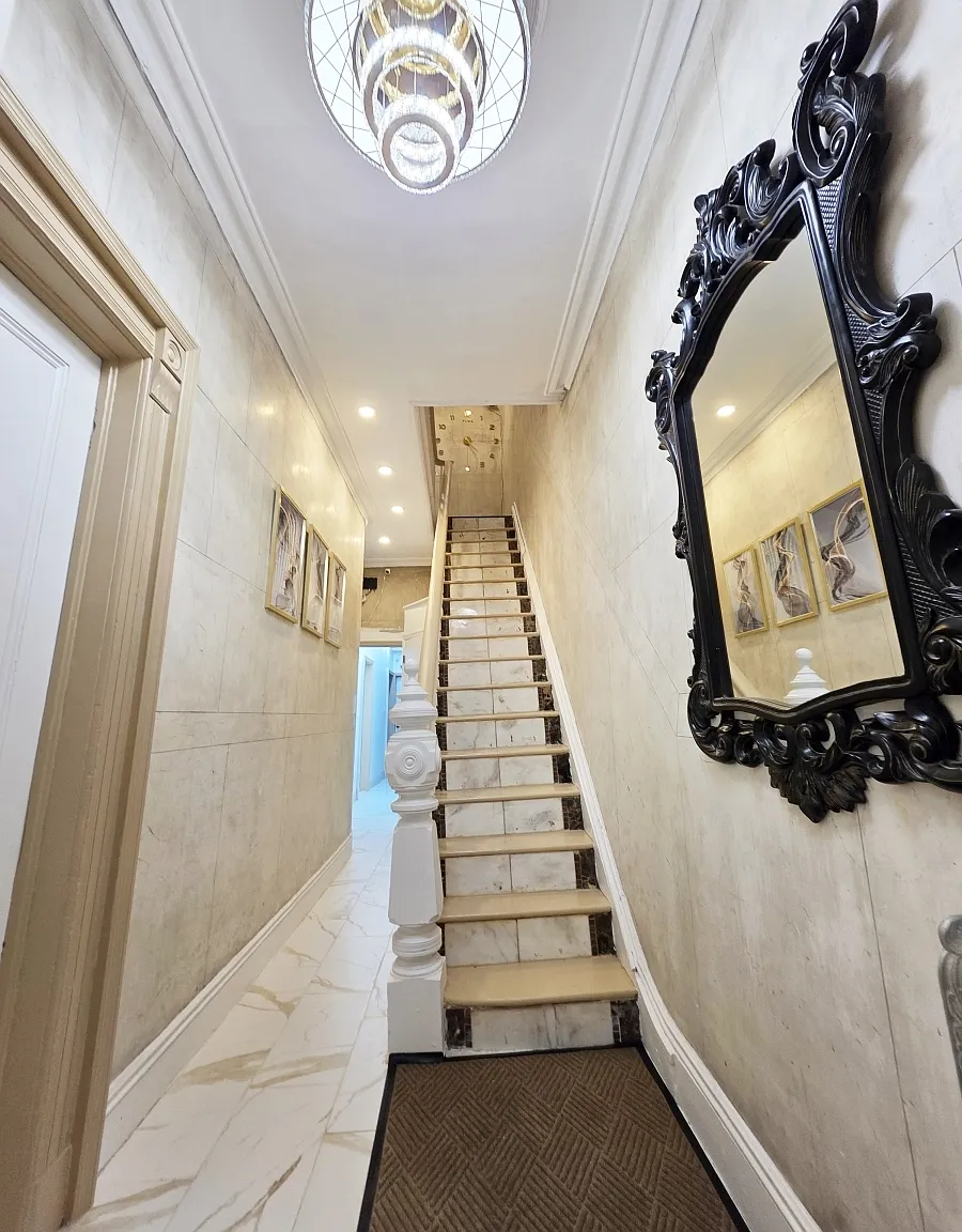 70 Weirfield St. 3rd Floor - 1 — Photo 3