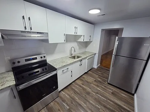 3408 Kenyon Ave — Photo 12
