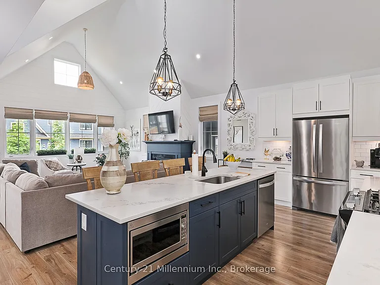 160 Sycamore St — Photo 14