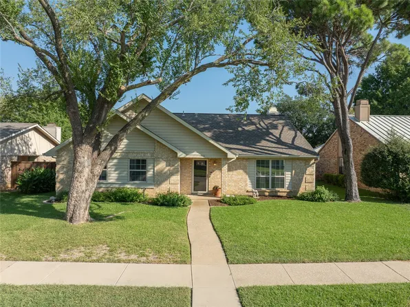 2828 Stratford Ln, Flower Mound, TX 75028