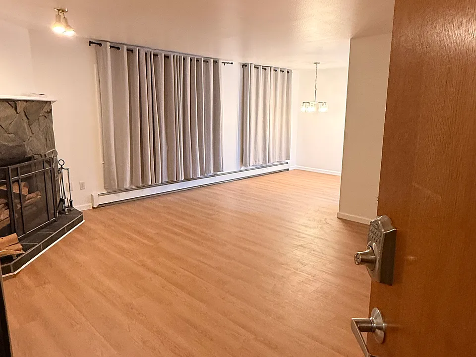 305 Donna Dr #38