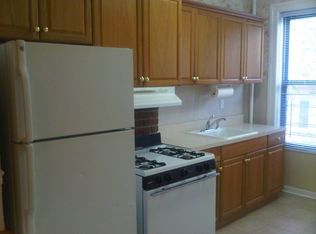 1861 Madison St APT 2R, Ridgewood, NY 11385