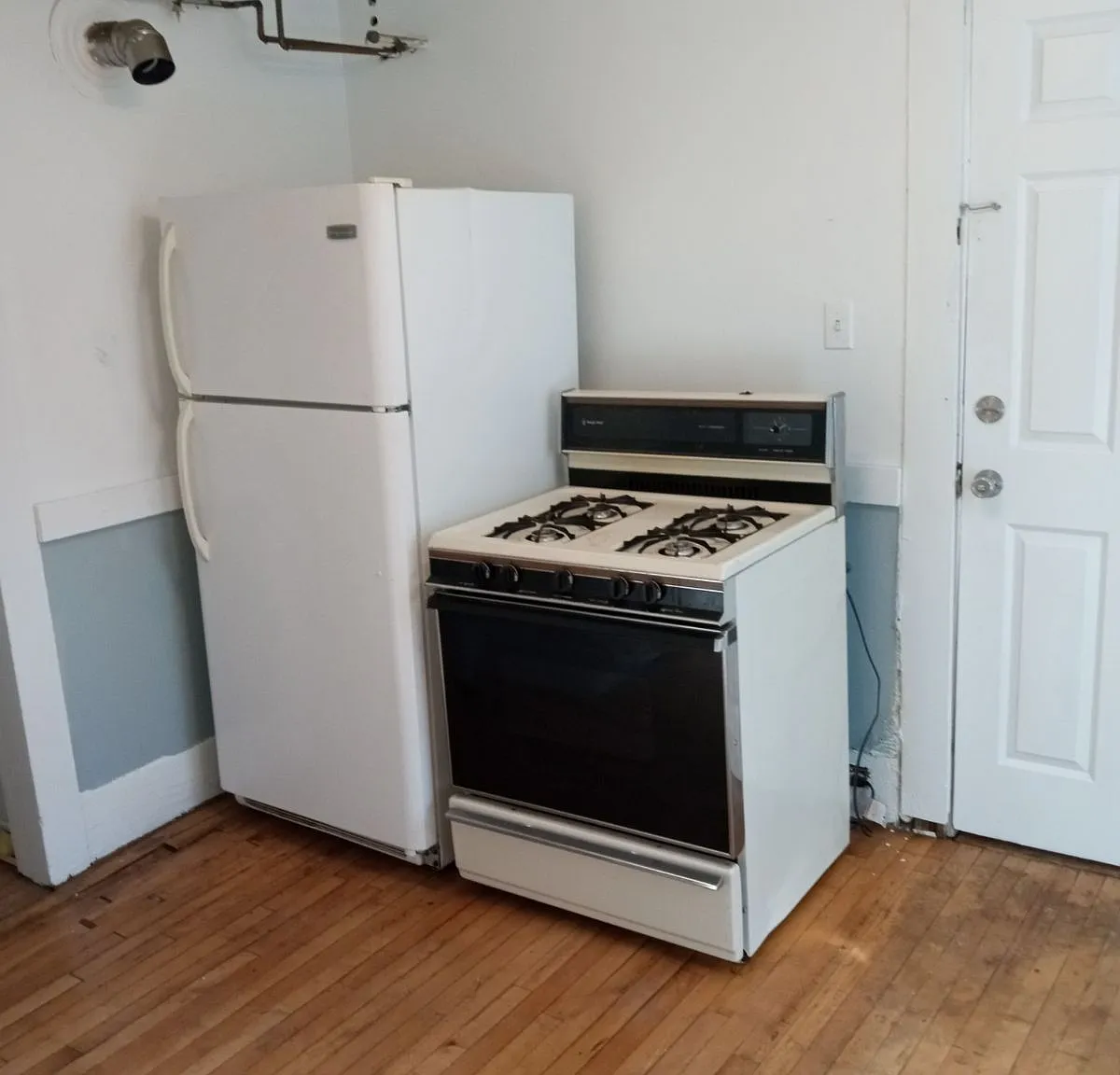 1 bed, 560 sqft, $995 — Photo 4