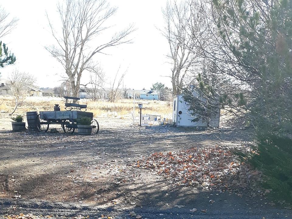 2nd image of 22940 Larkspur Ct
