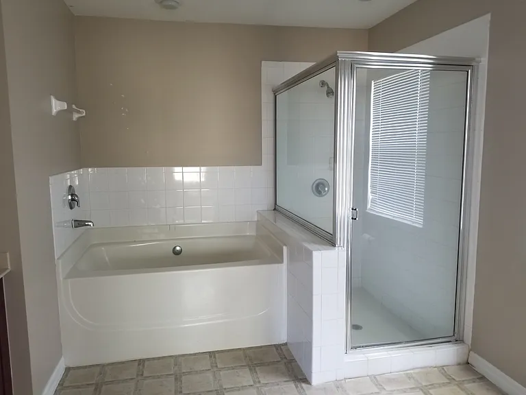 179 Peerless St — Photo 17