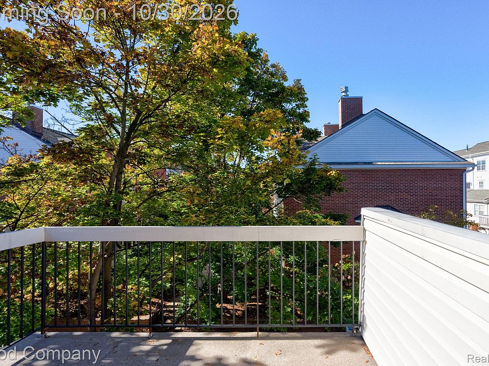 1322 S Main St, photo 12