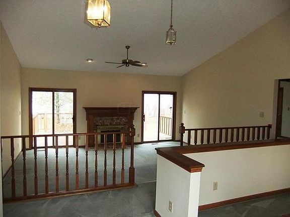 3rd image of 3950 Saddlehorn Dr