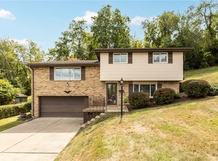 125 Greenwood Dr, Canonsburg, PA