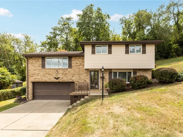 125 Greenwood Dr, Canonsburg, PA 15317
