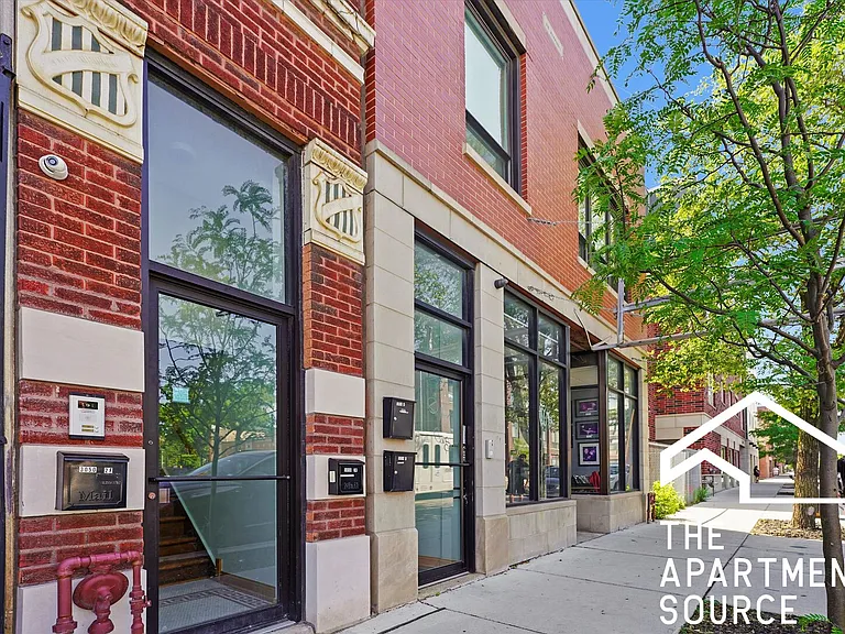 3050 N Milwaukee Ave #2 — Photo 6