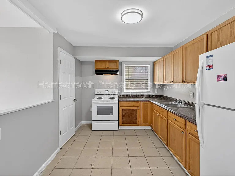 10201 Gourock Dr — Photo 6