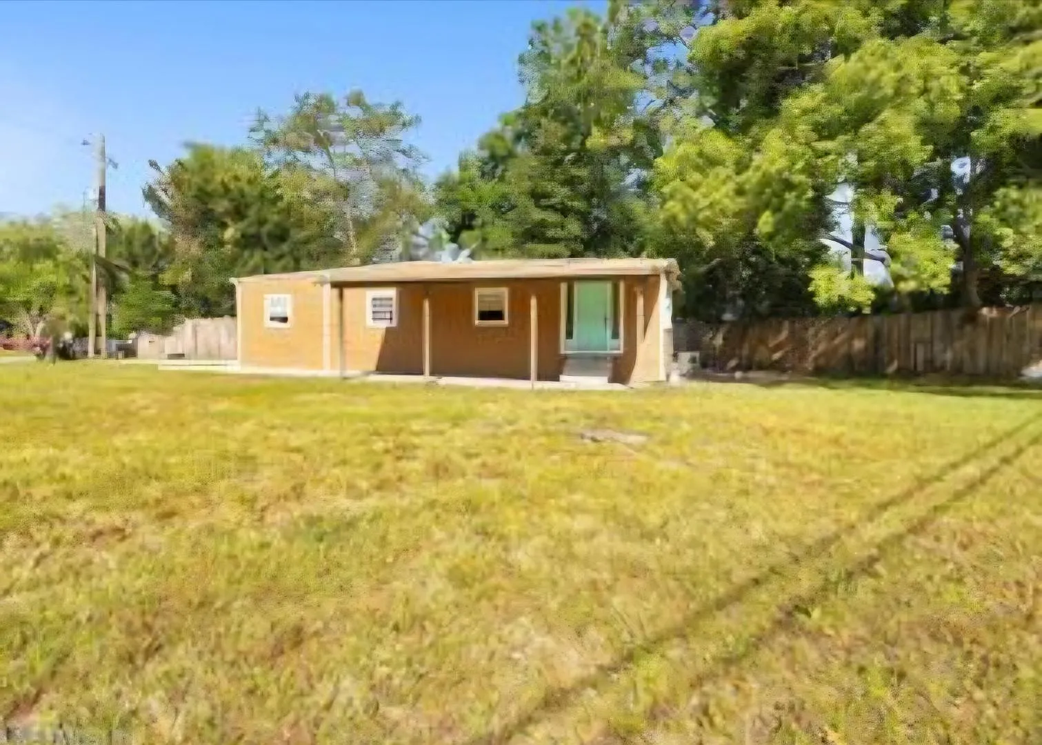 10357 Anson Rd - Room 2 — Photo 3