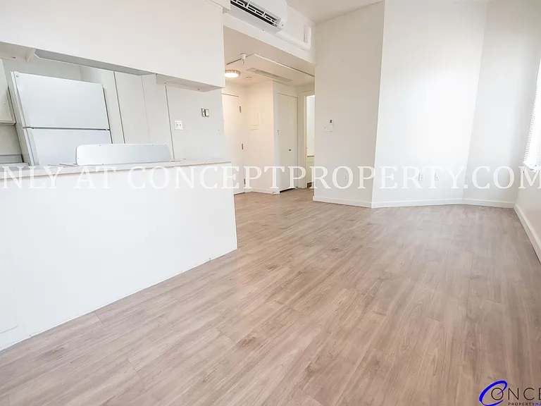 223 E 3rd Ave — Photo 69