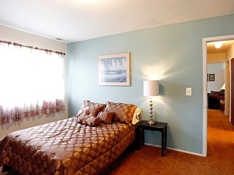 Golf Manor Apartments — Photo 21