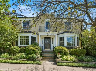 900 Isabella St, Evanston, IL 60201