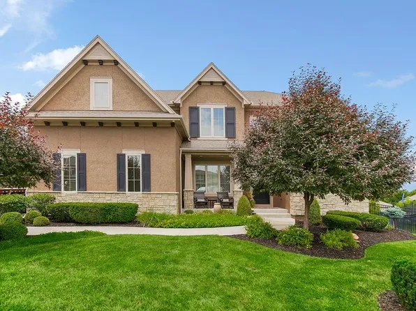 8130 Millridge St, Lenexa, KS 66220