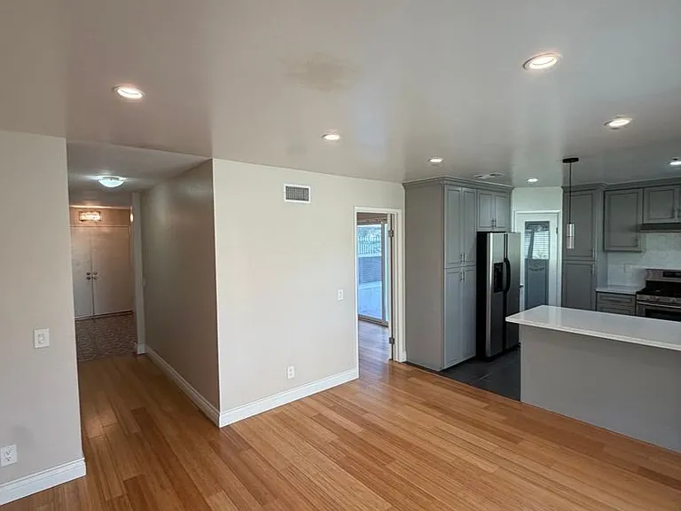 927 Redlen Ave — Photo 31