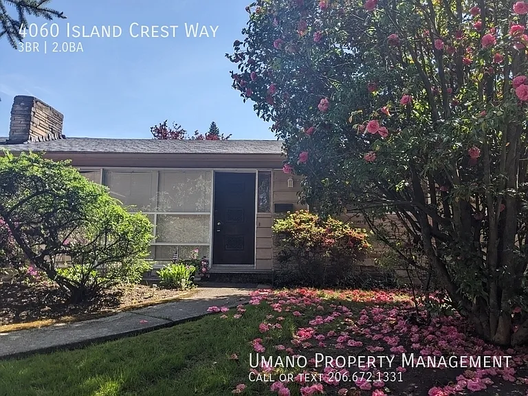 4060 Island Crest Way — Photo 2