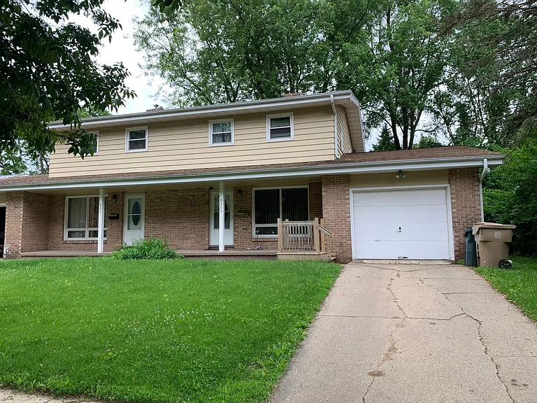 6403 Alison Ln — Photo 13