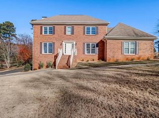 2133 Country Club Dr, Lawrenceville, GA 30043