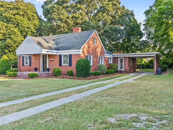 110 W Railroad Street, La Grange, NC 28551