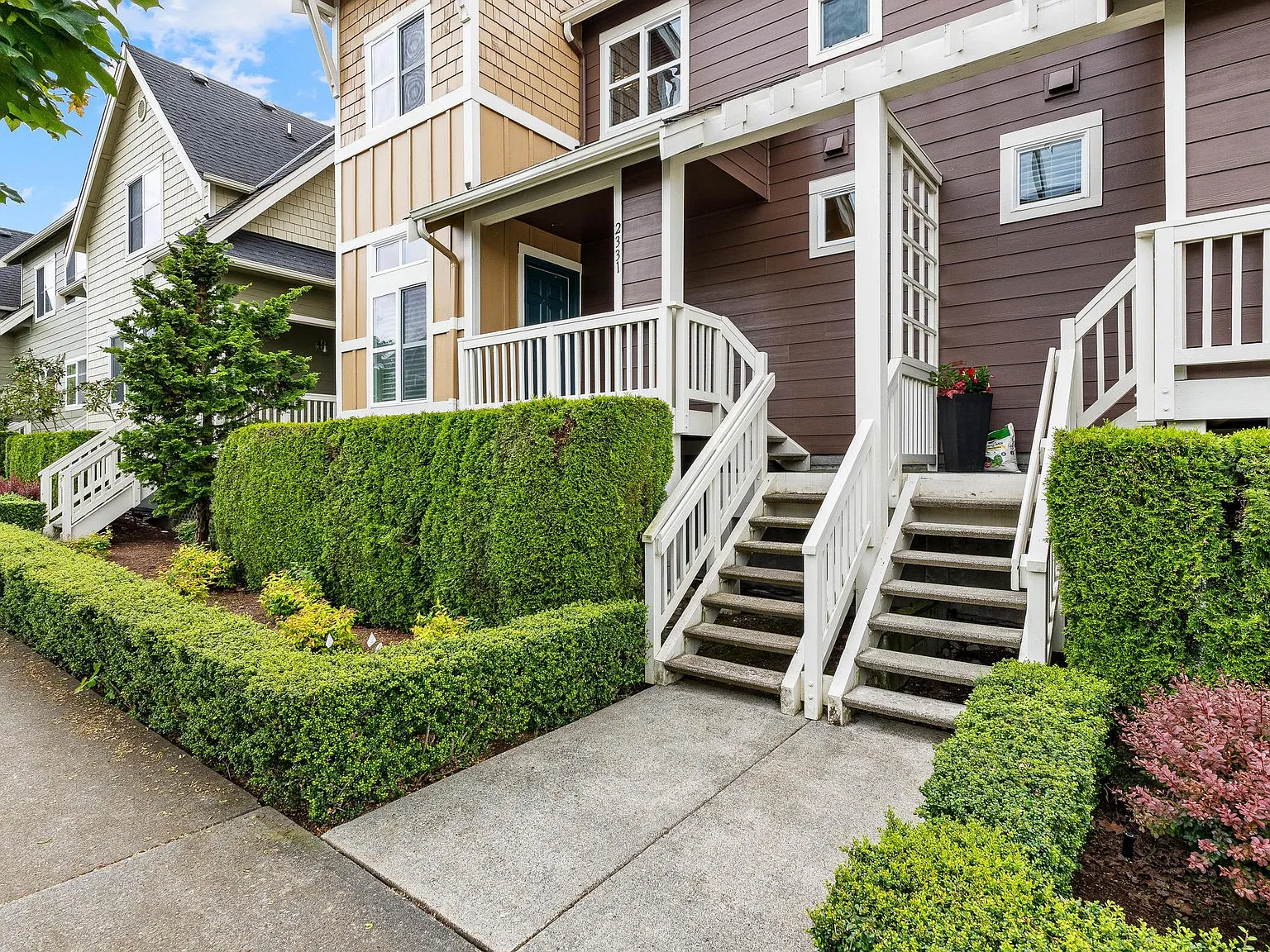 2 bed, 1700 sqft, $2,999 — Photo 3
