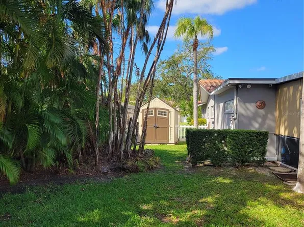 14492 Tanglewood Dr N, Largo, FL 33774