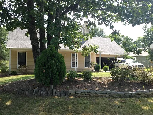 11001 Coachman Cir Photo 1