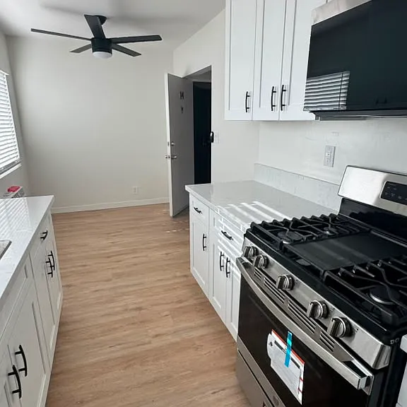 15470 Moorpark St #14 — Photo 15