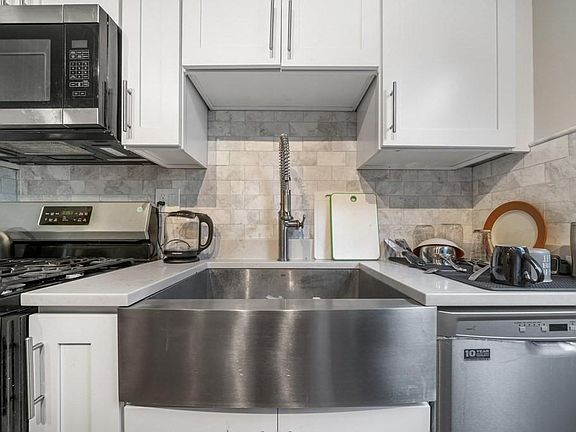 5th image of 77 Webster St APT 2