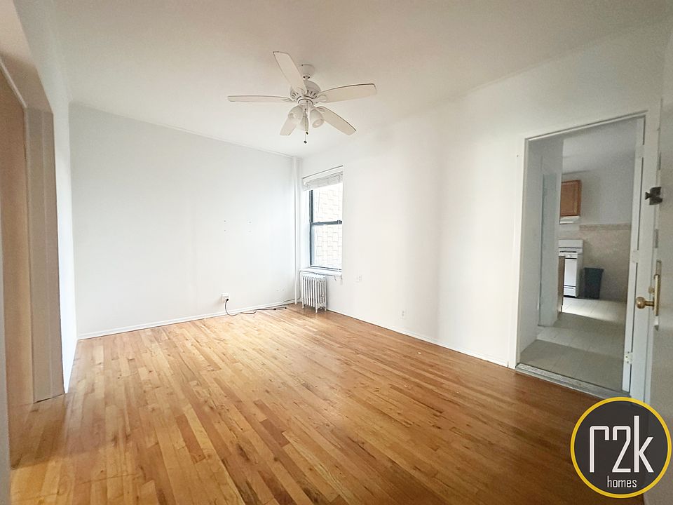 1st image of 3144 Steinway St APT 1F