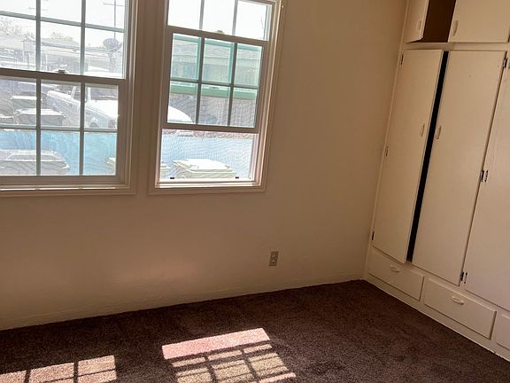 5th image of 8403 1/2 Santa Fe Ave