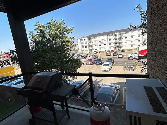 5th image of 326 Herold Rd
