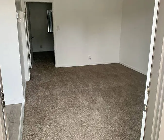 Maple Palms Apartments — Photo 3
