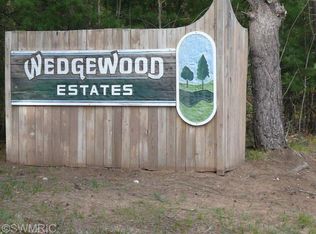 19765 Heights Circle Dr, Big Rapids, MI 49307