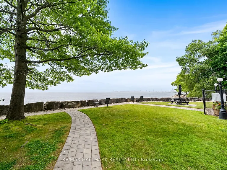 2210 Lakeshore Rd #104 — Photo 43