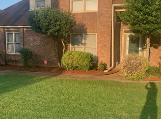 1800 Autumndale Dr, Cordova, TN 38016