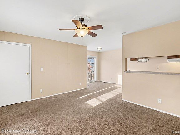 5th image of 1472 Hunters Ridge Ct