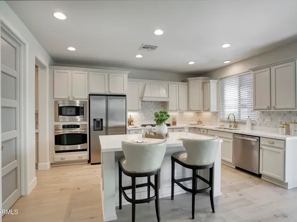 21614 N 39TH Place, Phoenix, AZ 85050