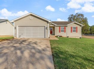 200 Allison Ln, Desloge, MO 63601