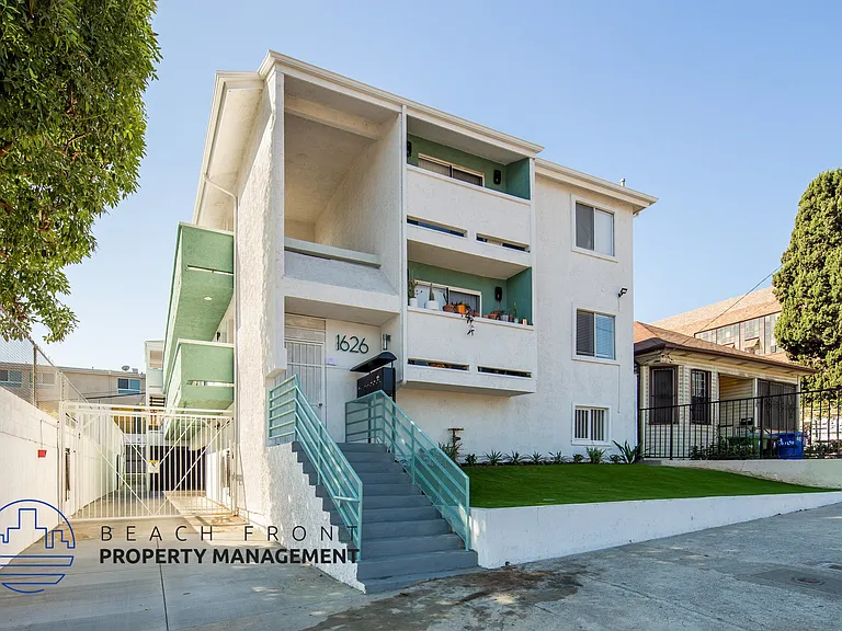 1626 Palo Alto St — Photo 13