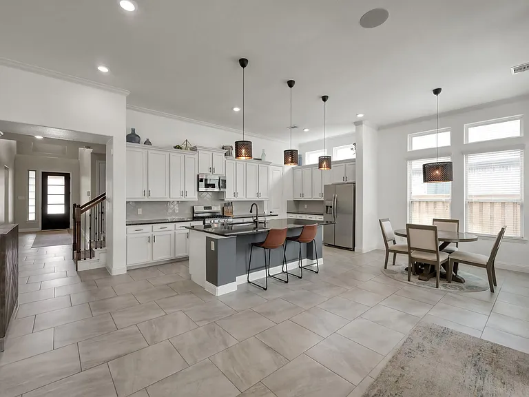 4206 Grand Oaks Wind — Photo 11