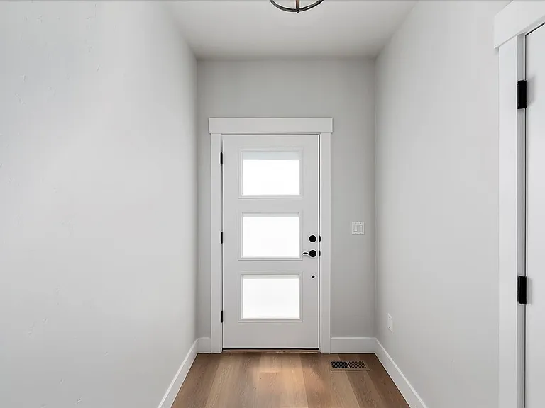 Bradbury Luxury Townhomes — Photo 46